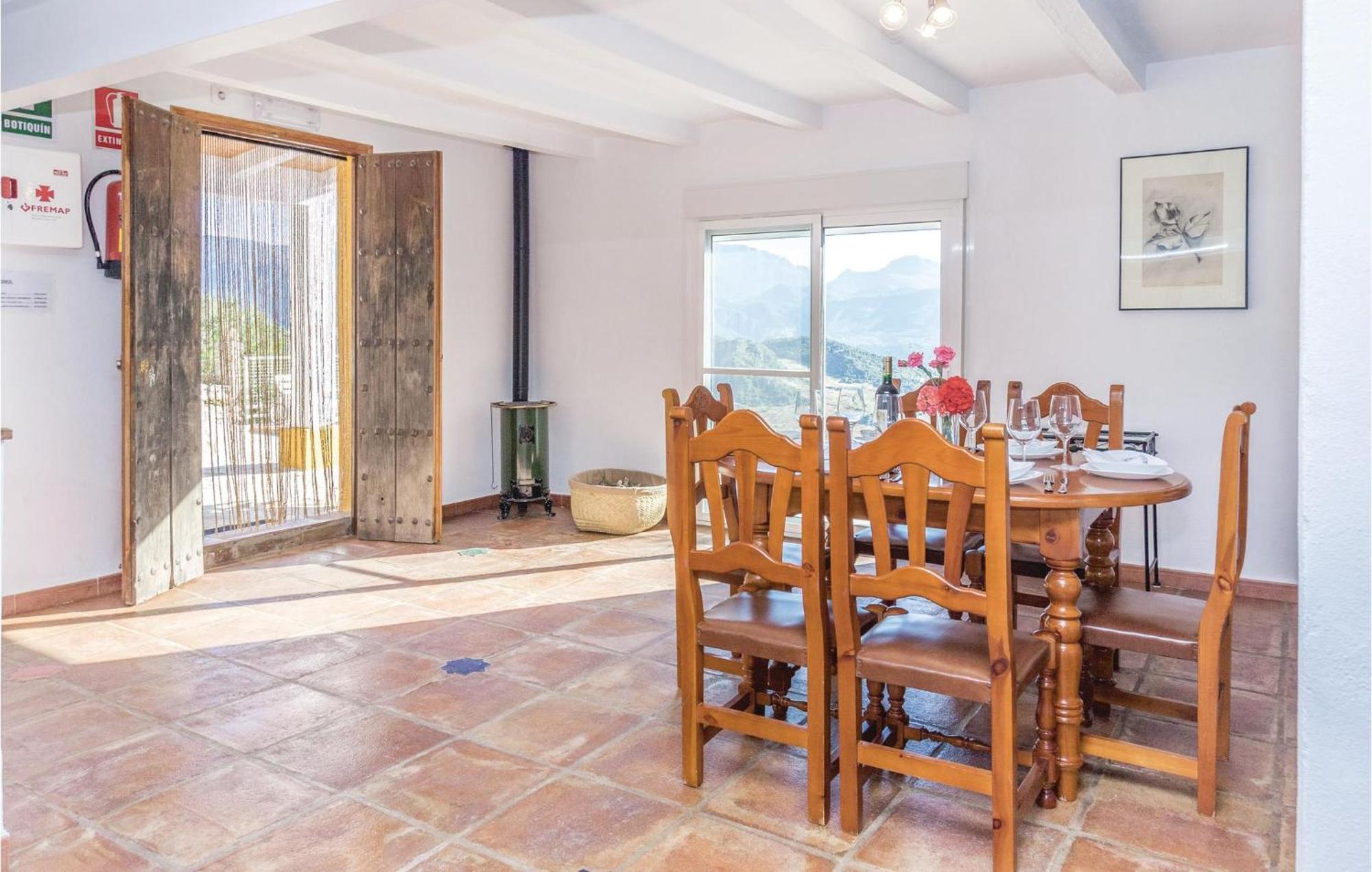 Awesome Home In Cadiz With Swimming Pool El Gastor Exterior photo